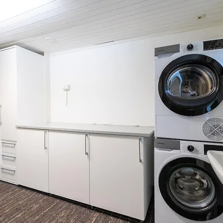 Σπίτι διακοπών Cozy Five Bedroom House Ροβανιέμι