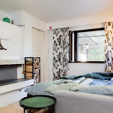 Cozy Five Bedroom House Dom wakacyjny Rovaniemi